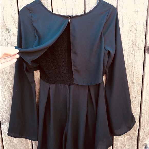 Gorgeous Black Cutout Romper🌿 - Picture 4 of 6